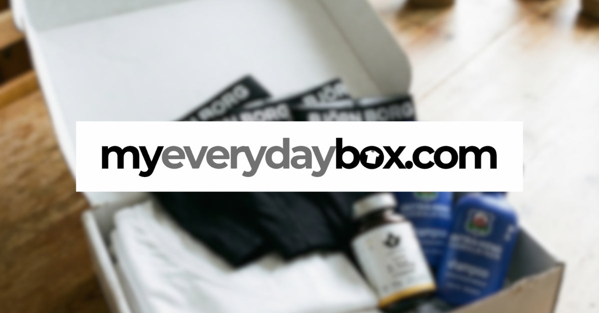 T-paidat, sukat, bokserit yhdeltä sivulta. Kokoa oma MyEverydayBox.